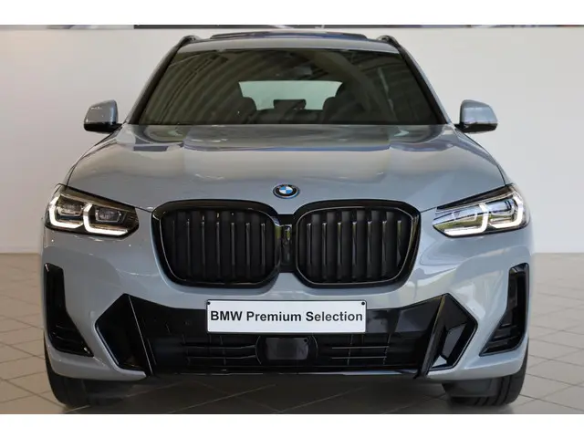 BMW X3 xDrive30e 2023 Hybride Benzine 4