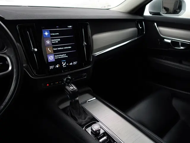 Volvo V90 2.0 T4 Inscription Aut- 2018 Benzine 8