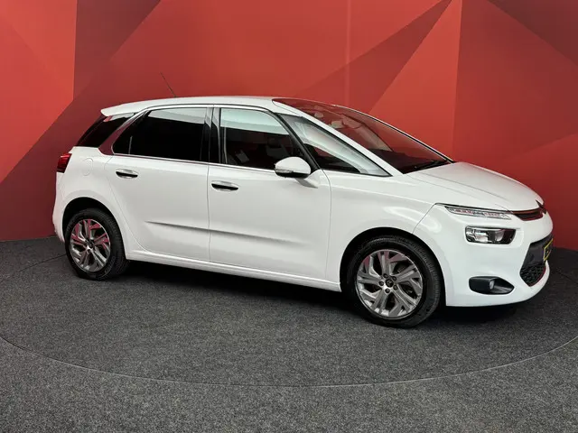 Citroën C4 Picasso 1.6 e-THP Exclusive 2016 Benzine 20