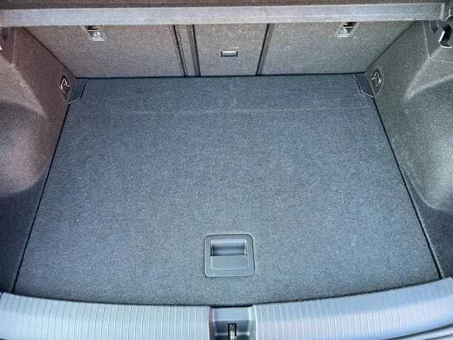 Volkswagen T-Roc 1.5 TSI Life Business 2024 Benzine 36