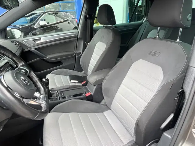 Volkswagen Golf 1.4 TSI ACT Highline R-LINE 2014 Benzine 12