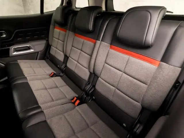 Citroën C5 Aircross 1.2 PureTech Sport 2019 Benzine 14
