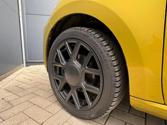 Volkswagen up! 1.0 BMT move up! Facelift / Nap 2017 Benzine 15