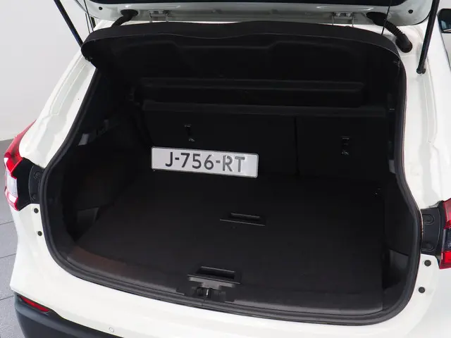 Nissan QASHQAI 1.3 DIG-T Acenta 2019 Benzine 6