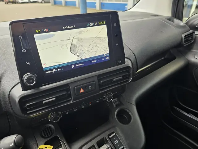 Peugeot e-Partner 136 L1 50 kWh 2023 Elektrisch 18