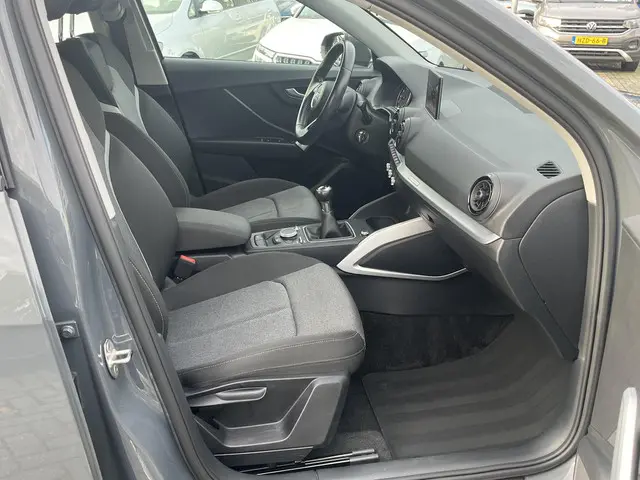 Audi Q2 1.0 TFSi Sport Pro Line 2017 Benzine 12