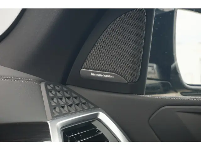 BMW X5 xDrive50e 2025 Hybride Benzine 23