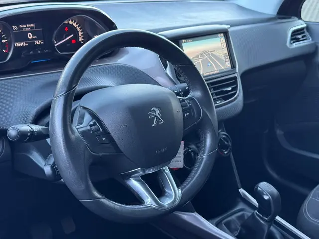 Peugeot 2008 3