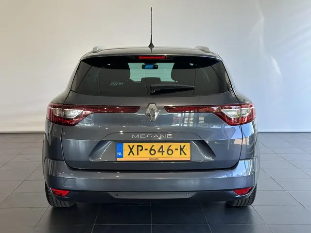 Renault Mégane Estate 1.3 TCe Limited 2019 Benzine 19