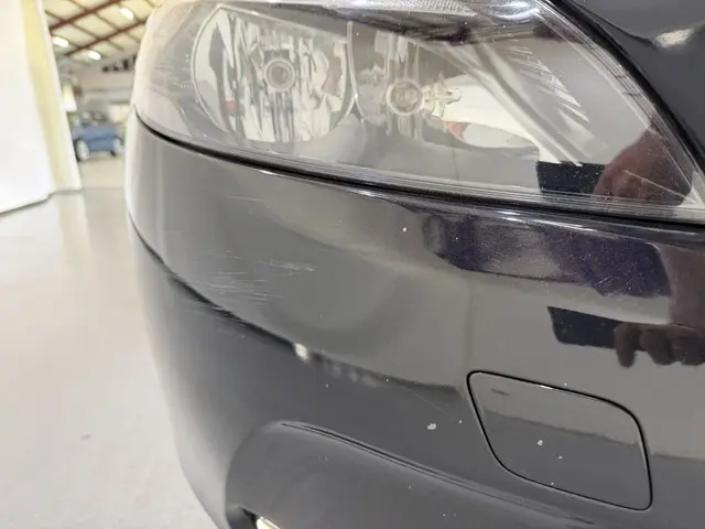 Volvo V40 V-40 1.6 T2 Momentum Navi 2014 Benzine 18