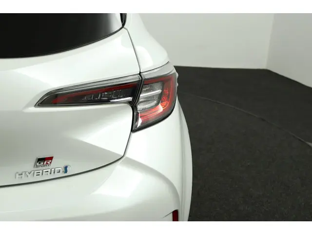 Toyota Corolla 1.8 Hybrid GR-Sport 2022 Hybride Benzine 37