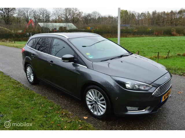 Ford Focus Wagon 2.0 TDCI Titanium 2016 2016 Diesel 5