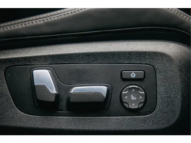 BMW X5 xDrive50e 2023 Hybride Benzine 36