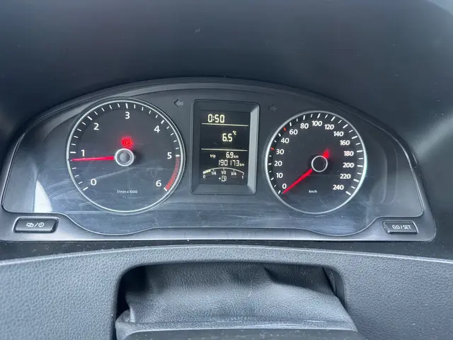 Volkswagen Transporter 2.0 TDI DC L1H2 2014 Diesel 15