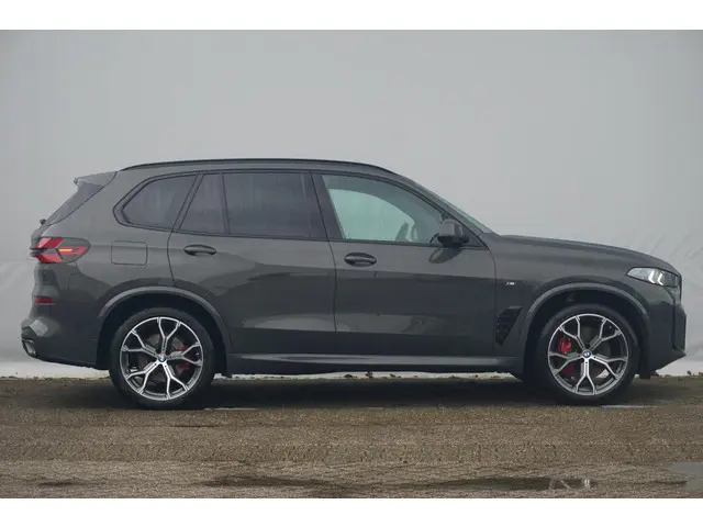 BMW X5 xDrive30d 2024 Diesel 3
