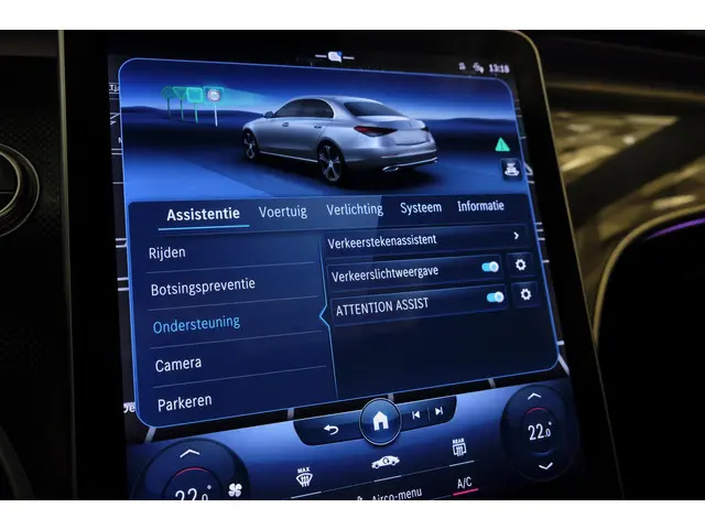 Mercedes-Benz C-Klasse C300 AMG 258pk 2021 Benzine 45