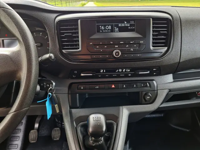 Peugeot Expert 1.5 BlueHDI L1 H1 2020 Diesel 15