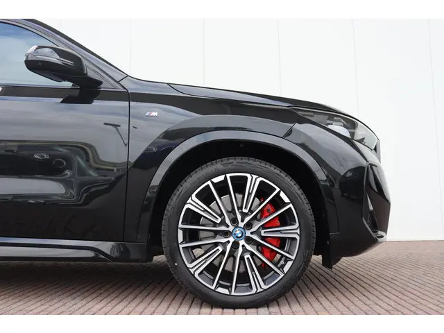 BMW X1 xDrive25e 2025 Hybride Benzine 5