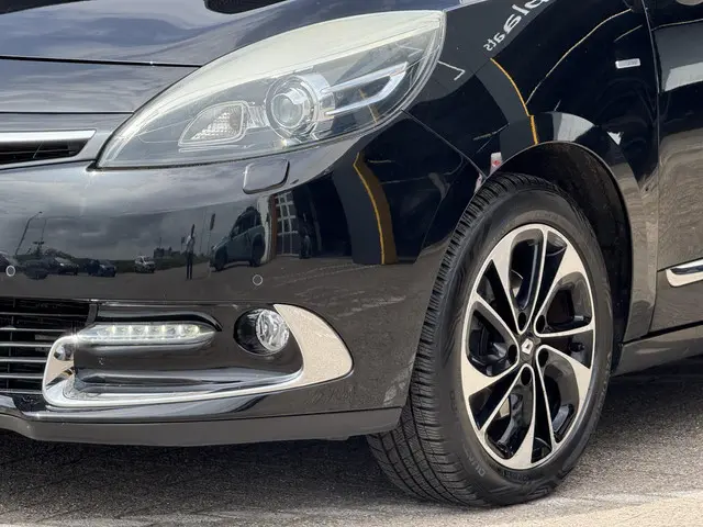 Renault Scénic 2.0 Bose 2014 Benzine 4