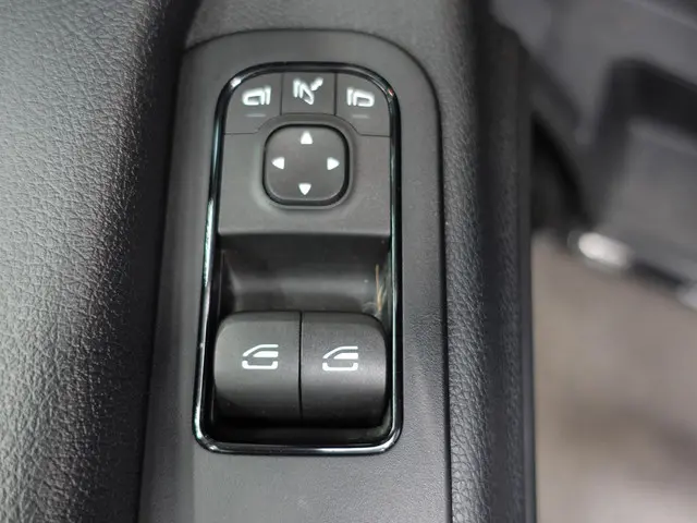 Mercedes-Benz Sprinter L2H2 2022 Diesel 12