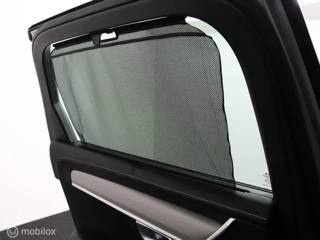 Volvo V90 2.0 T4 R-Design | ACC | PILOT | LEER | 2019 Benzine 27