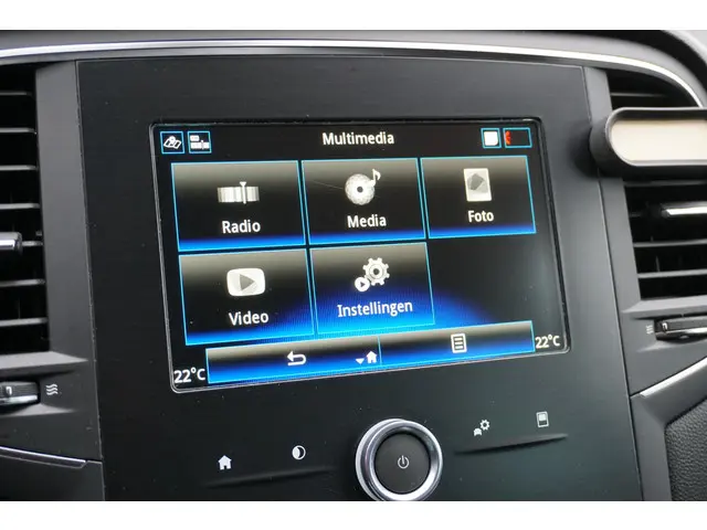 Renault Mégane Estate 1.3 TCe Limited 2020 Benzine 33