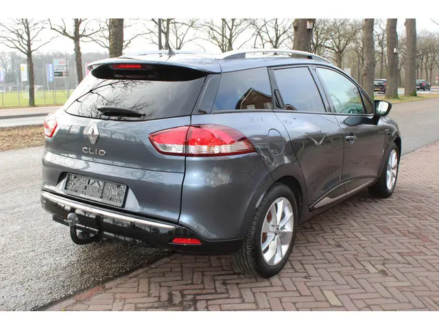Renault Clio Estate 1.2 16V 2017 Benzine 4