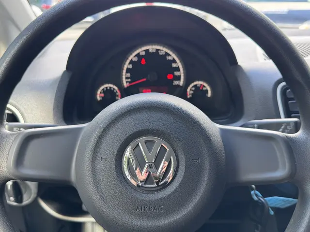 Volkswagen up! 1.0 take up! 60pk BlueMotion 2014 Benzine 9