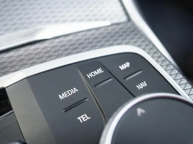 BMW 3 Serie Touring 320i 2025 Benzine 15