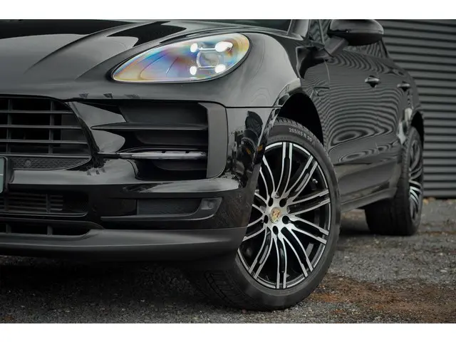 Porsche Macan 2.0 2020 Benzine 24