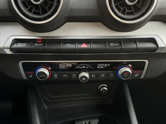 Audi Q2 35 TFSI S Edition 2025 Benzine 29