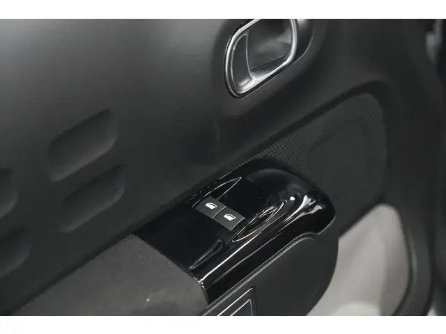Citroën C3 PureTech 110 EAT6 Shine 2023 Benzine 21