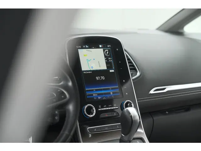 Renault Scénic TCe 140 EDC Bose 2021 Benzine 60