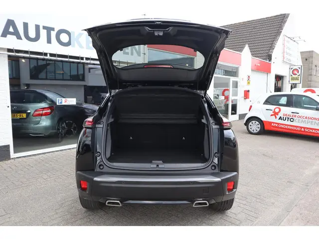 Peugeot 2008 1.2 HYBRID 136 GT 2024 Hybride Benzine 29