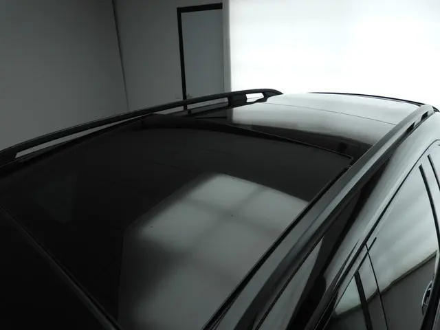 Mercedes-Benz GLB AMG 35 4MATIC 2022 Benzine 29