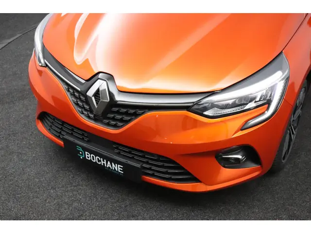 Renault Clio 1.3 TCe 130pk EDC Intens 2020 Benzine 39