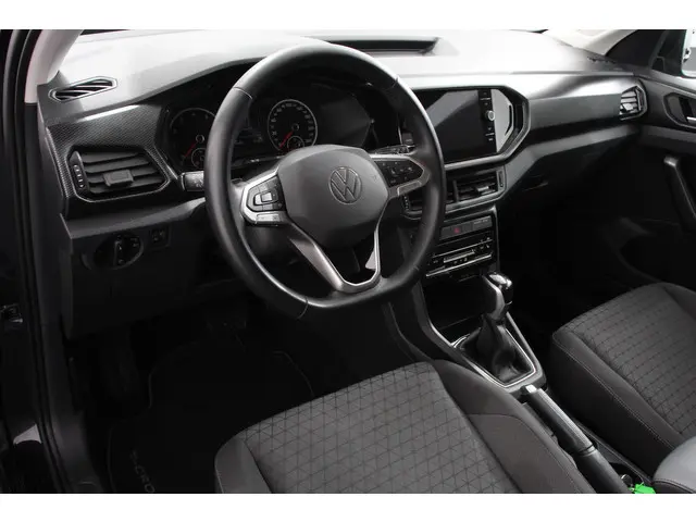Volkswagen T-Cross 1.0 TSI 110pk DSG Life 2022 Benzine 7