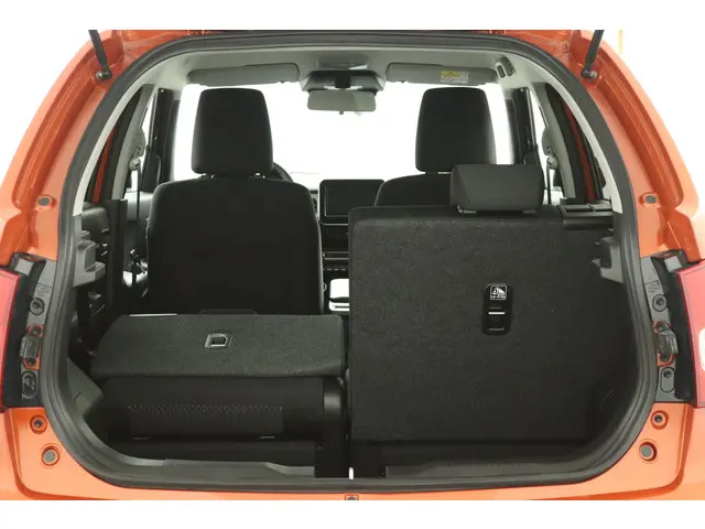 Suzuki Ignis 1.2 Smart Hybrid Style 2023 Benzine 25