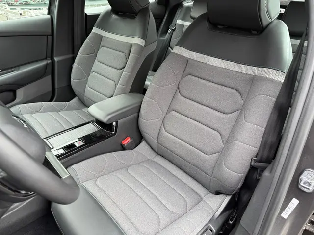 Citroën C4 1.2 Puretech Plus 2024 Benzine 9