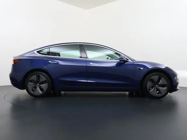 Tesla Model 3 Long Range AWD 75 kWh 2019 Elektrisch 8