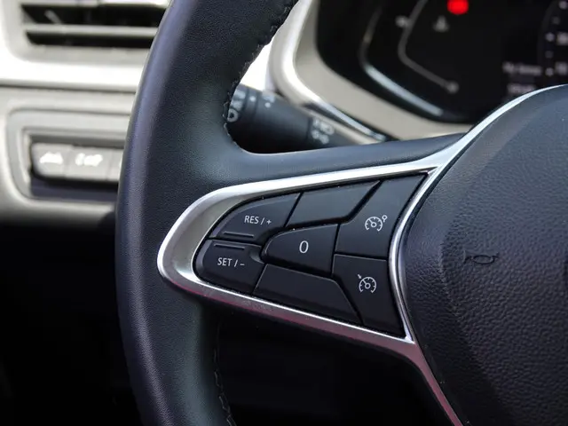 Renault Captur 1.0 TCe 90PK Intens 2022 Benzine 27