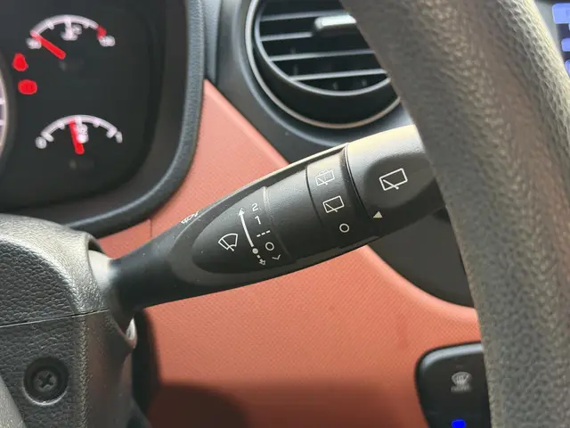 Hyundai i10 1.0i i-Motion Comfort 2016 Benzine 15