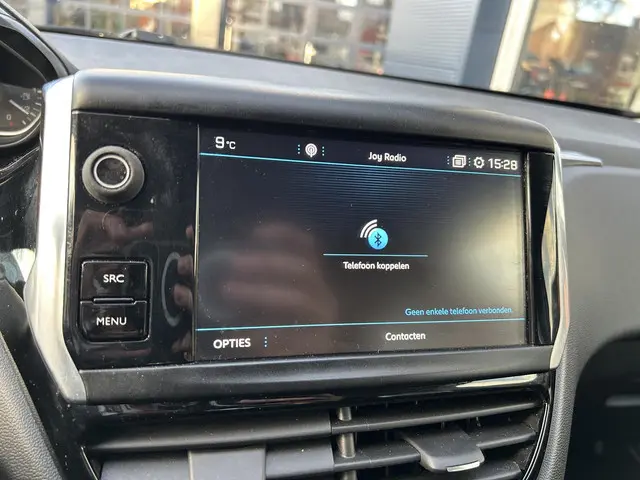 Peugeot 208 1.2 Airco en parkeerhulp 2018 Benzine 14