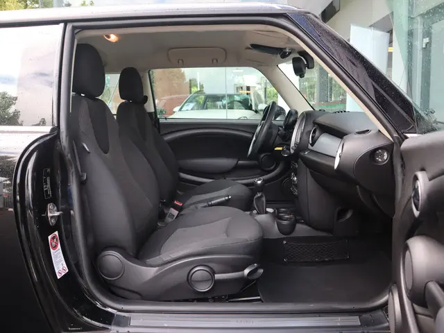MINI One Mini 1.6 2013 Benzine 20