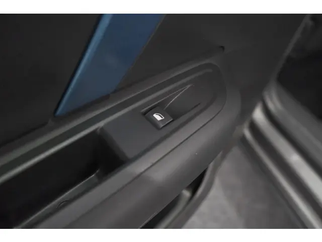 Citroën ë-C4 Feel Pack 50 kWh 2023 Elektrisch 33