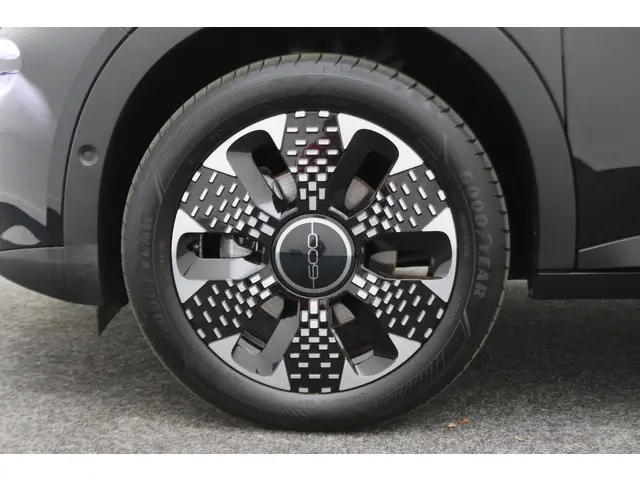 Fiat 600 1.2 Hybrid La Prima 2025 Hybride Benzine 26