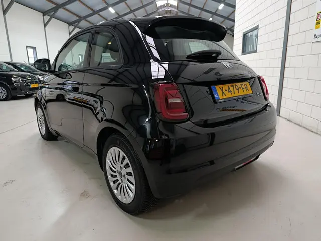 Fiat 500e Urban 42 kWh 2023 Elektrisch 4