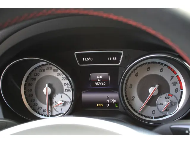 Mercedes-Benz CLA 200 AMG 2014 Benzine 15