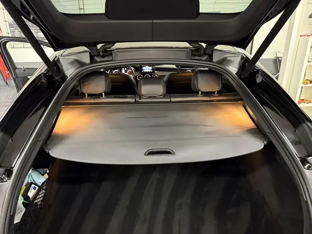 Mercedes-Benz GLC Coupé 300 4MATIC 2018 Benzine 24