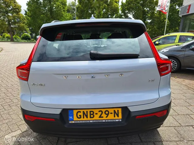 Volvo XC40 1.5 T2 MOMENTUM 2021 Benzine 8